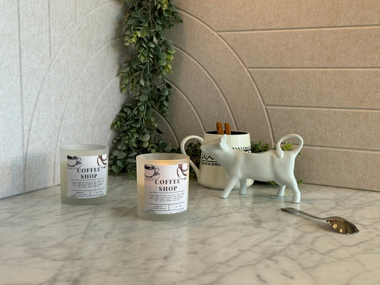 Coffee Shop candle – aromatic coconut soy blend with freshly brewed coffee scent, handmade by Graceful Garden Studio