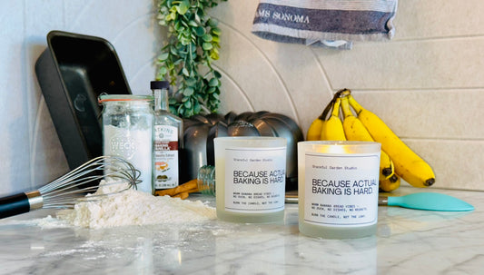 Banana Bread scented candle – cozy coconut soy wax with sweet bakery aroma by Grace
